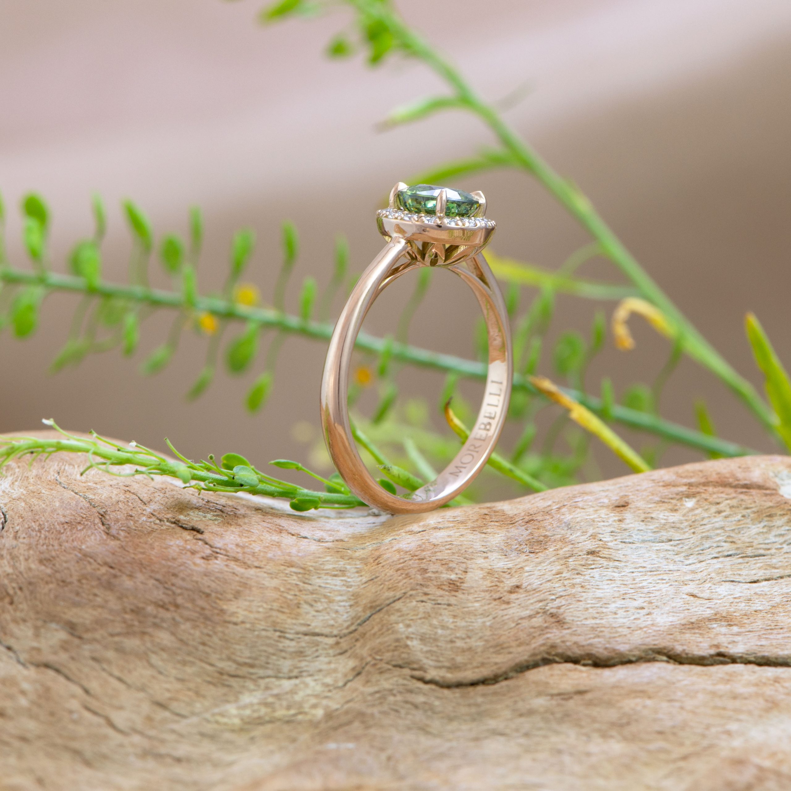 Or rose, Démantoïde, Diamants – Image 2
