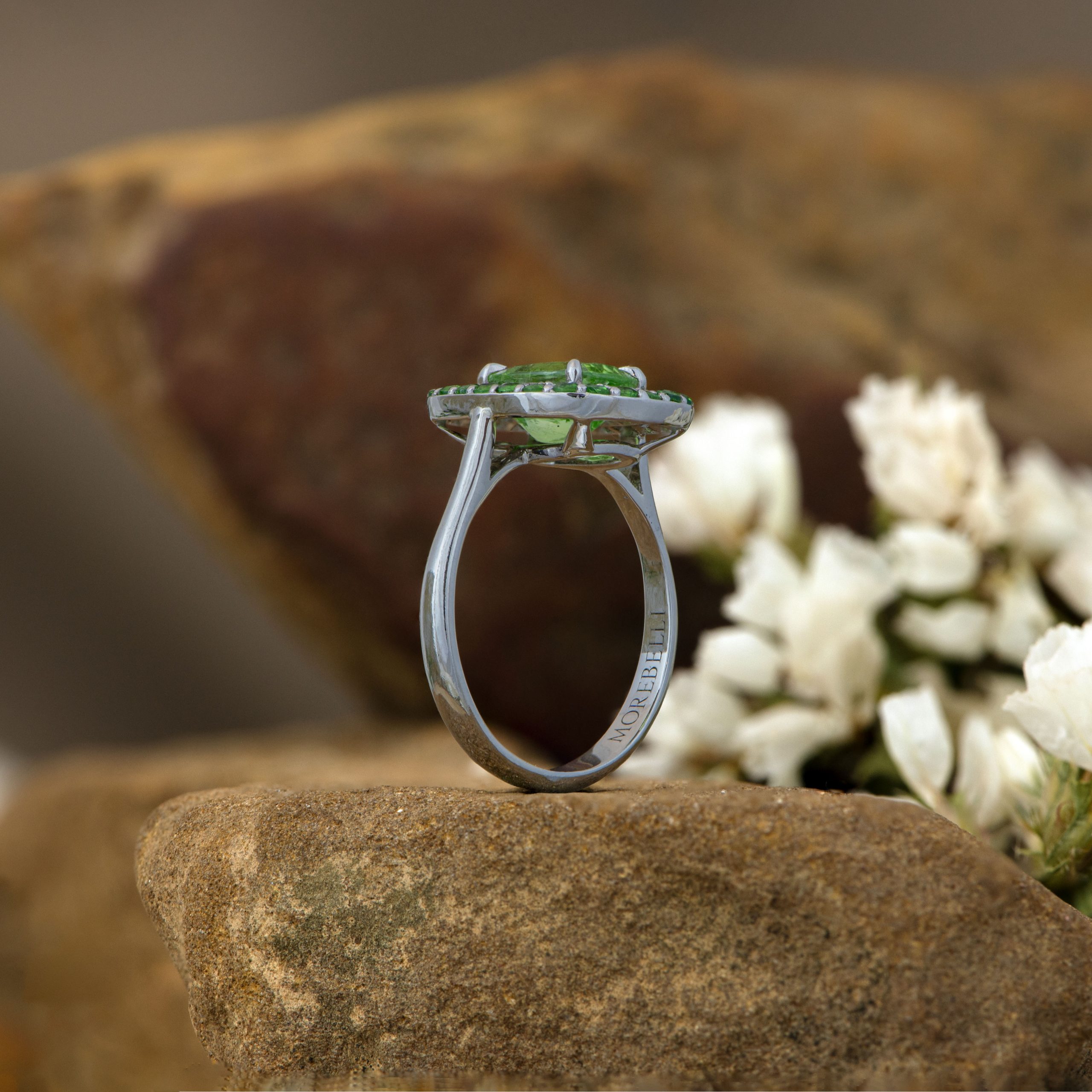 Or blanc, Paraïba, Tsavorites, Diamants – Image 2