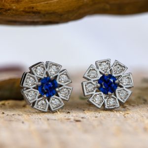 Or blanc, Saphirs, Diamants