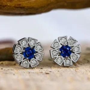Or blanc, Saphirs, Diamants