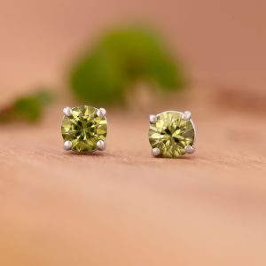 Or blanc, Démantoïdes