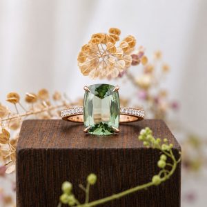 Or rose, Beryl Vert, Diamants